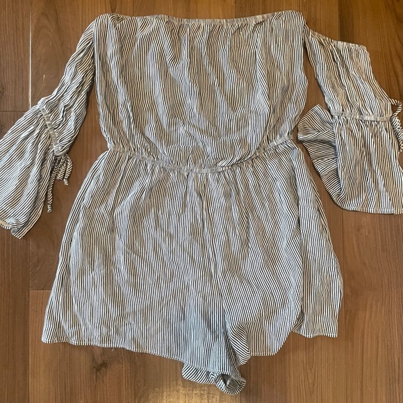 American eagle striped romper - Picture 1 of 2